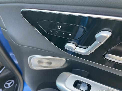 Certified 2025 Mercedes-Benz GLC 300 4MATIC image 16