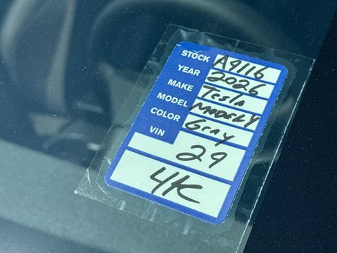 Used 2026 Tesla Model Y AWD image 25