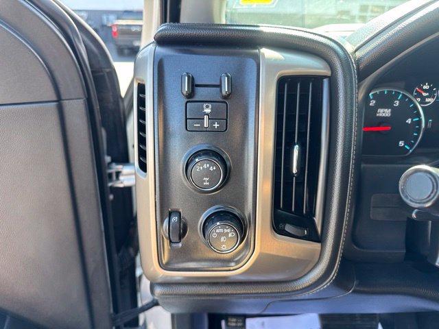 Used 2019 GMC Sierra 3500 Denali w/ Duramax Plus Package AWD/4WD image 22