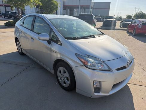 Used 2010 Toyota Prius Two FWD image 5