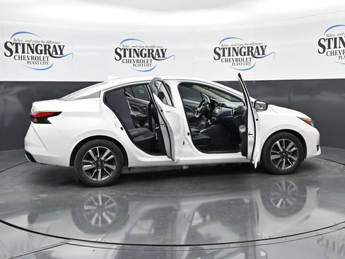Used 2024 Nissan Versa SV FWD image 36