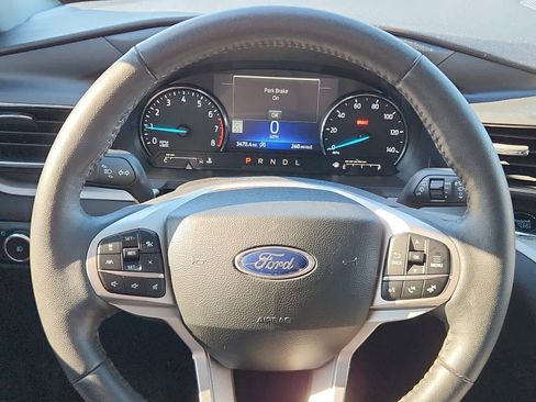 Used 2023 Ford Explorer XLT w/ Equipment Group 202A image 16