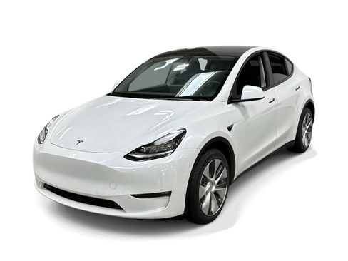Certified 2022 Tesla Model Y Long Range AWD/4WD image 14