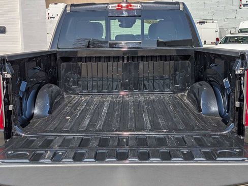 Used 2022 RAM 1500 Big Horn AWD/4WD image 6