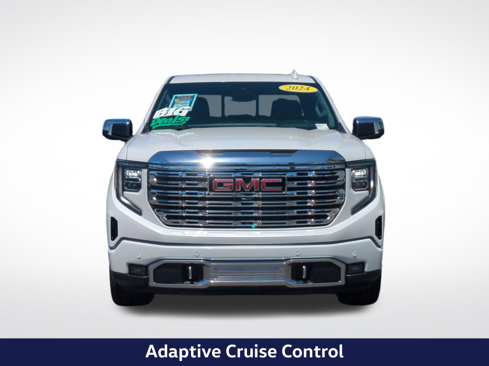 Used 2024 GMC Sierra 1500 Denali w/ Technology Package AWD/4WD image 4