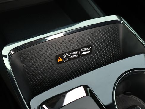 New 2026 Chevrolet Equinox RS w/ LPO, Floor Liner Package image 19