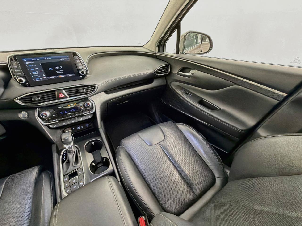 Used 2020 Hyundai Santa Fe Limited AWD/4WD image 12