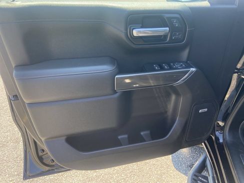 Certified 2019 GMC Sierra 1500 AT4 w/ Off Road Performance Package AWD/4WD image 22