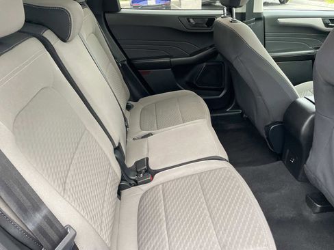 Used 2022 Ford Escape SE image 26