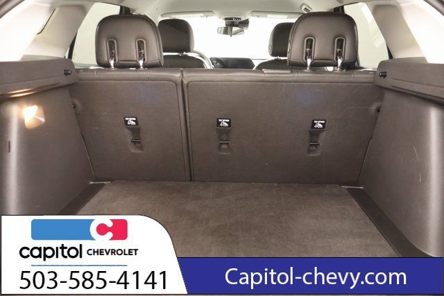 Used 2025 Chevrolet Trax LT FWD image 25