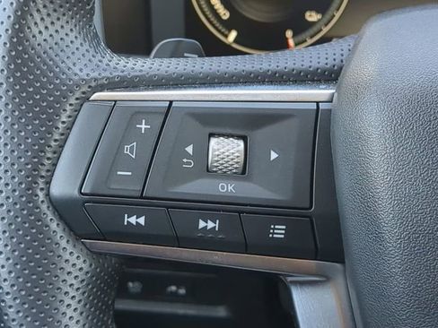 Used 2024 Mitsubishi Outlander SE AWD/4WD image 30