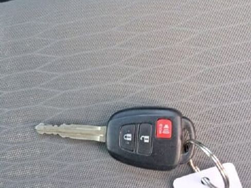 Used 2018 Toyota Tacoma SR5 image 37