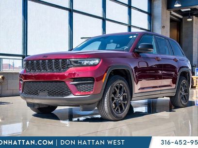 Used 2024 Jeep Grand Cherokee Altitude