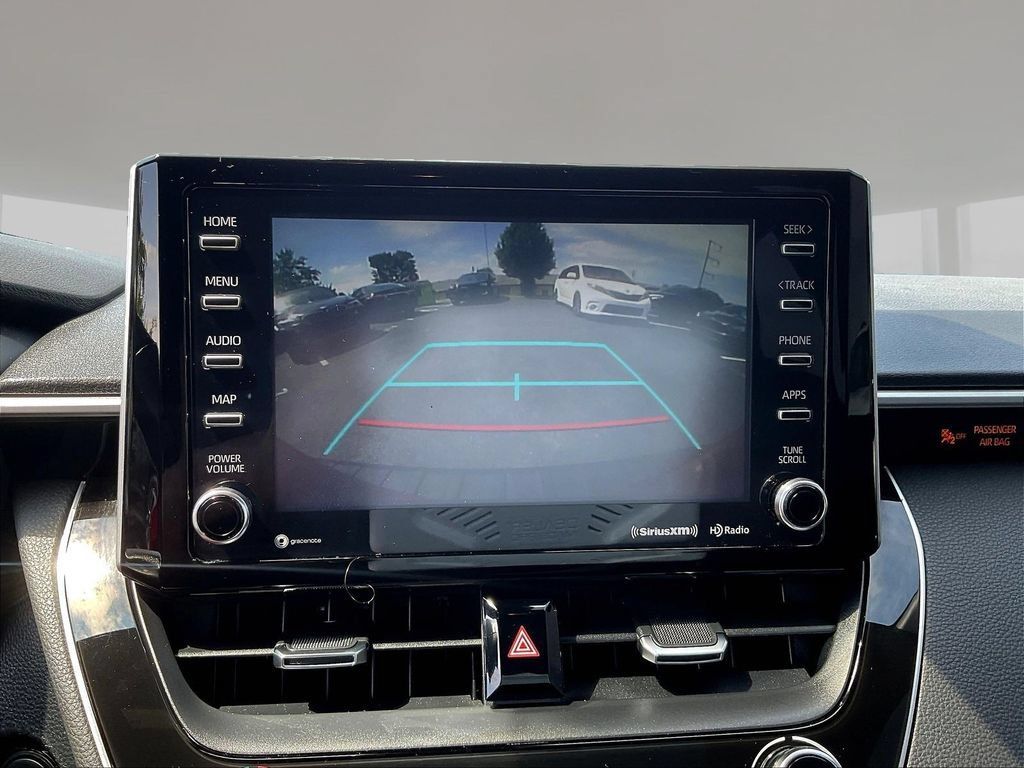 Used 2021 Toyota Corolla SE w/ Special Edition FWD image 11
