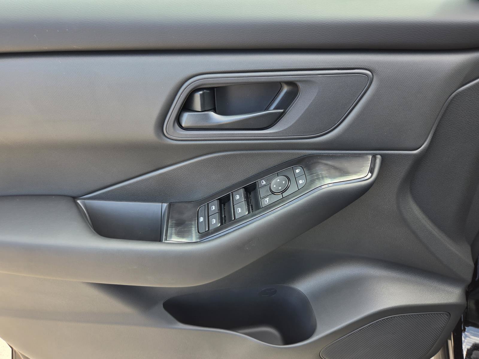 New 2026 Nissan Rogue S FWD image 15