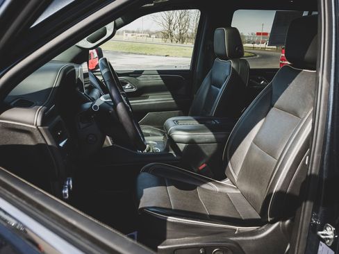 Used 2021 GMC Yukon SLT w/ SLT Luxury Plus Package image 25