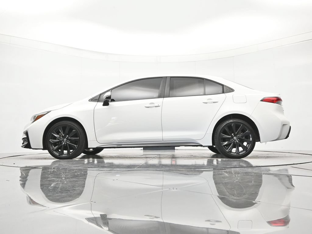 Used 2023 Toyota Corolla SE FWD image 43
