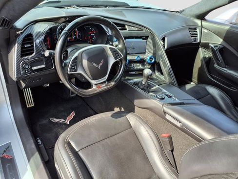 Used 2017 Chevrolet Corvette Z06 image 11