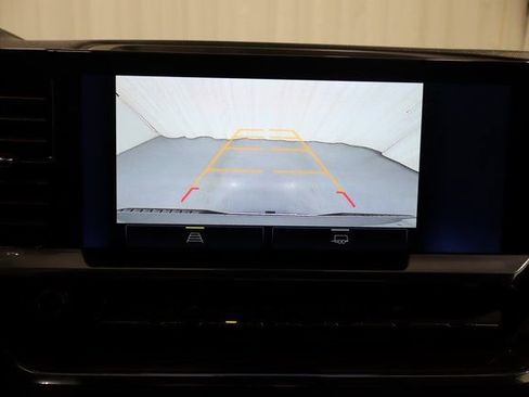 Used 2025 Chevrolet Silverado 1500 LT image 21