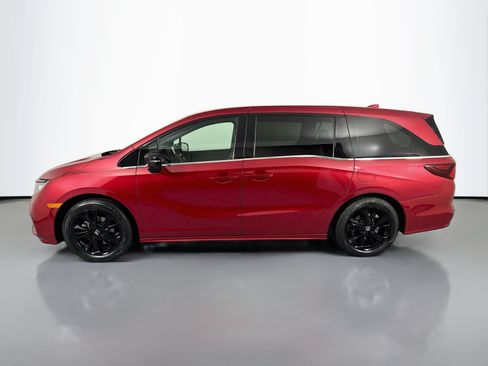Certified 2024 Honda Odyssey Sport image 8