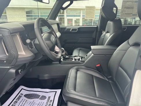 New 2026 Ford Bronco Outer Banks w/ Sasquatch Package AWD/4WD image 10