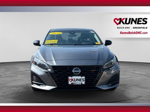 Used 2024 Nissan Altima 2.5 SR FWD image 4