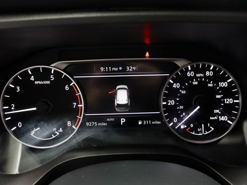 Certified 2024 Nissan Rogue SV image 30