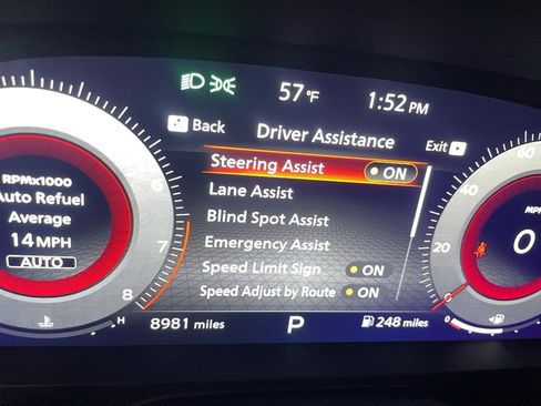 Used 2025 Nissan Pathfinder Platinum image 20