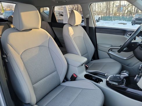 Used 2024 Kia Soul EX image 21