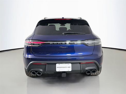 Certified 2026 Porsche Macan AWD/4WD image 6