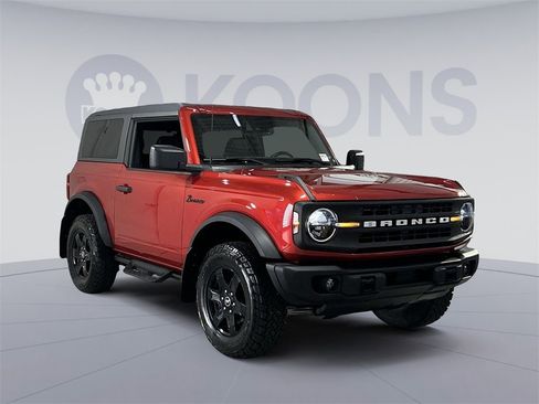 Used 2023 Ford Bronco Black Diamond image 18