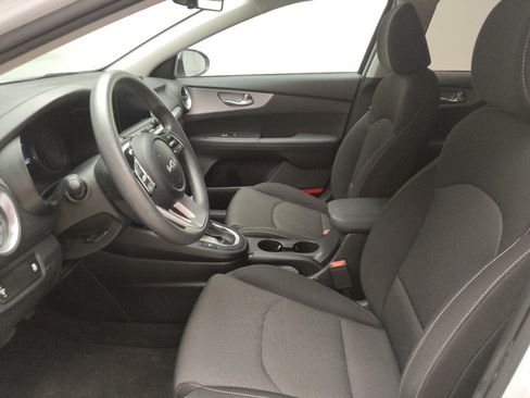 Used 2023 Kia Forte LXS FWD image 17