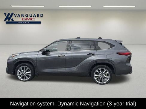 Used 2021 Toyota Highlander Limited AWD/4WD image 3