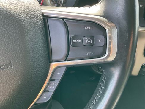 Used 2021 RAM 1500 Laramie image 28