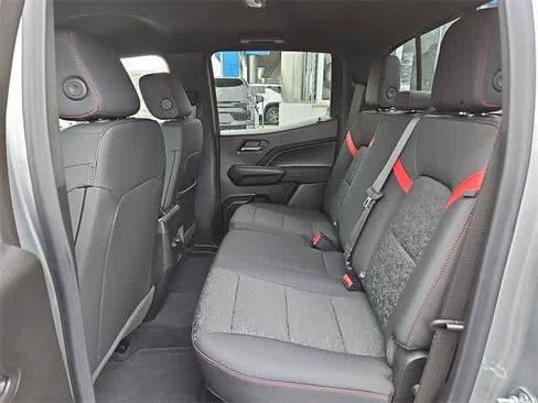 New 2025 Chevrolet Colorado Z71 image 8