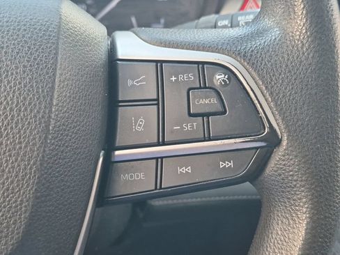 Used 2021 Toyota Sienna LE FWD image 27