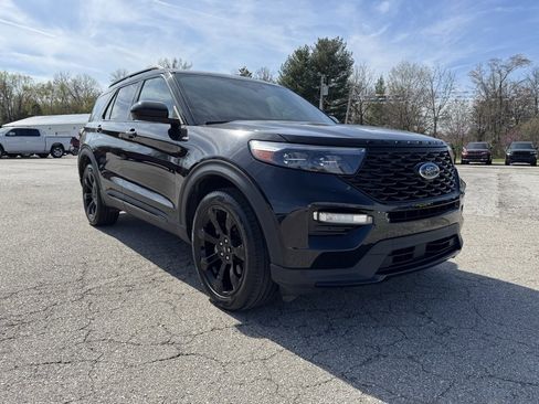 Used 2023 Ford Explorer ST-Line image 10
