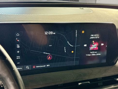 Used 2025 Kia Telluride AWD image 16
