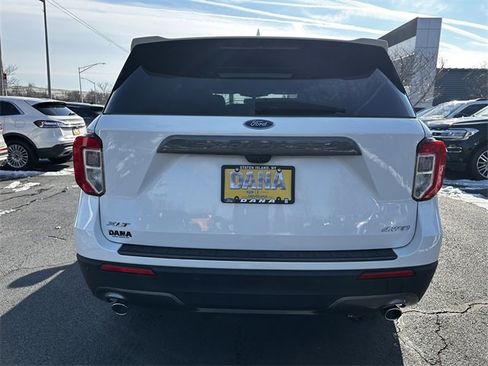 Certified 2022 Ford Explorer XLT w/ Equipment Group 202A image 6