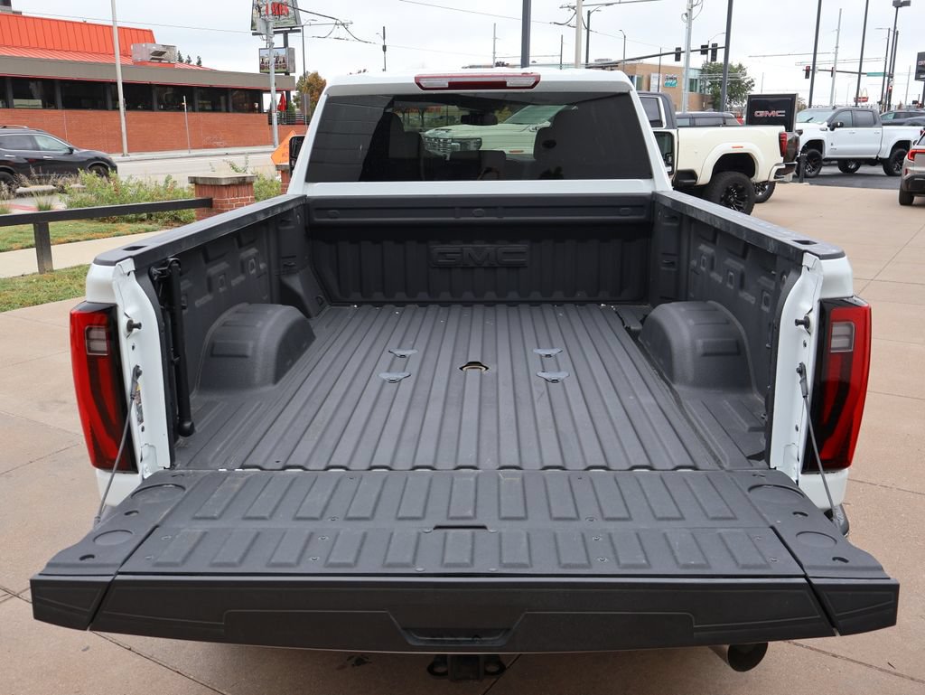 Certified 2025 GMC Sierra 2500 SLT AWD/4WD image 7