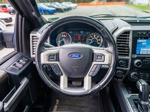 Certified 2018 Ford F150 Platinum w/ Equipment Group 701A Luxury image 26