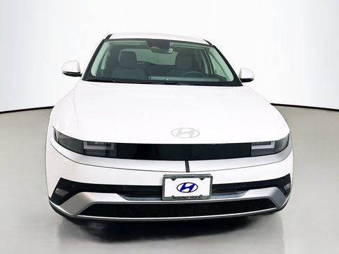 New 2026 Hyundai Ioniq 5 SEL image 2