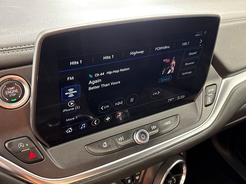 Used 2025 Chevrolet Blazer LT FWD image 29