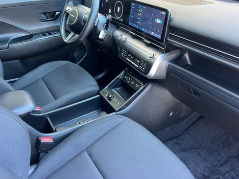 Used 2024 Hyundai Kona SEL FWD image 18