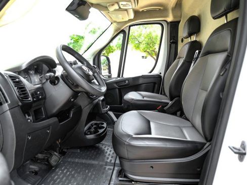 Used 2023 RAM ProMaster 1500 w/ Convenience Group FWD image 3