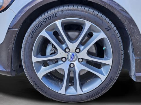 Used 2010 Volvo C30 image 42