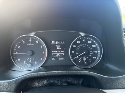 Used 2018 Hyundai Elantra Value Edition FWD image 20