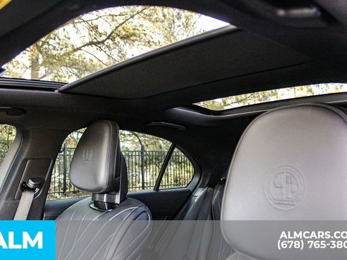 Used 2025 Mercedes-Benz C 36 AMG S image 22