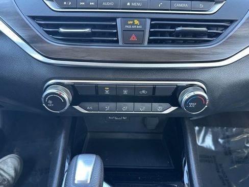 Used 2024 Nissan Altima 2.5 SV image 33