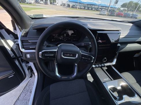 New 2026 GMC Acadia Elevation image 15